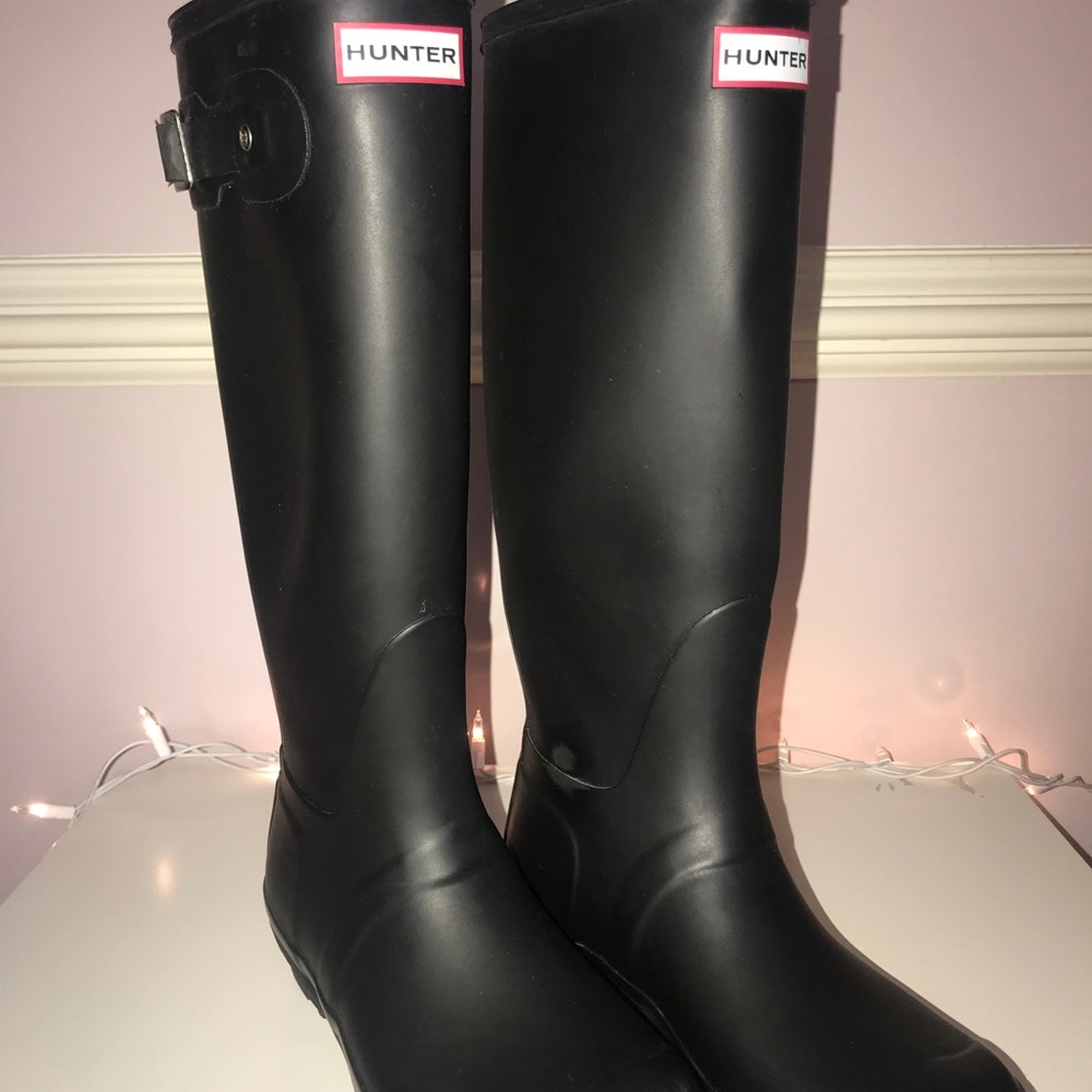 Hunter Women’s Original Tall Matte Rain Boots